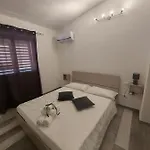 La Grazia In Qualche Modo 4*