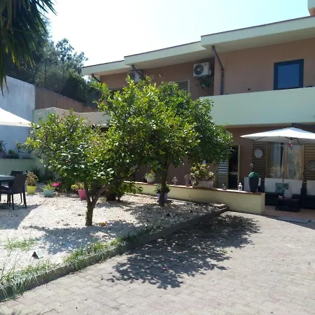 Bed and Breakfast La Grazia In Qualche Modo